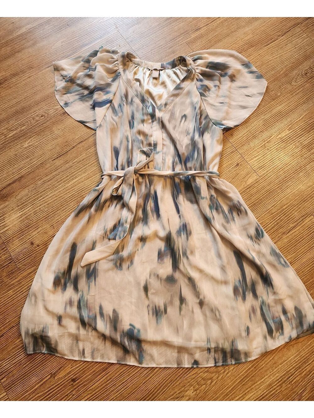 Size L H&M Women's Large Beige and Blue Tie-Dye Wrap Dress with Flutter Sleeves